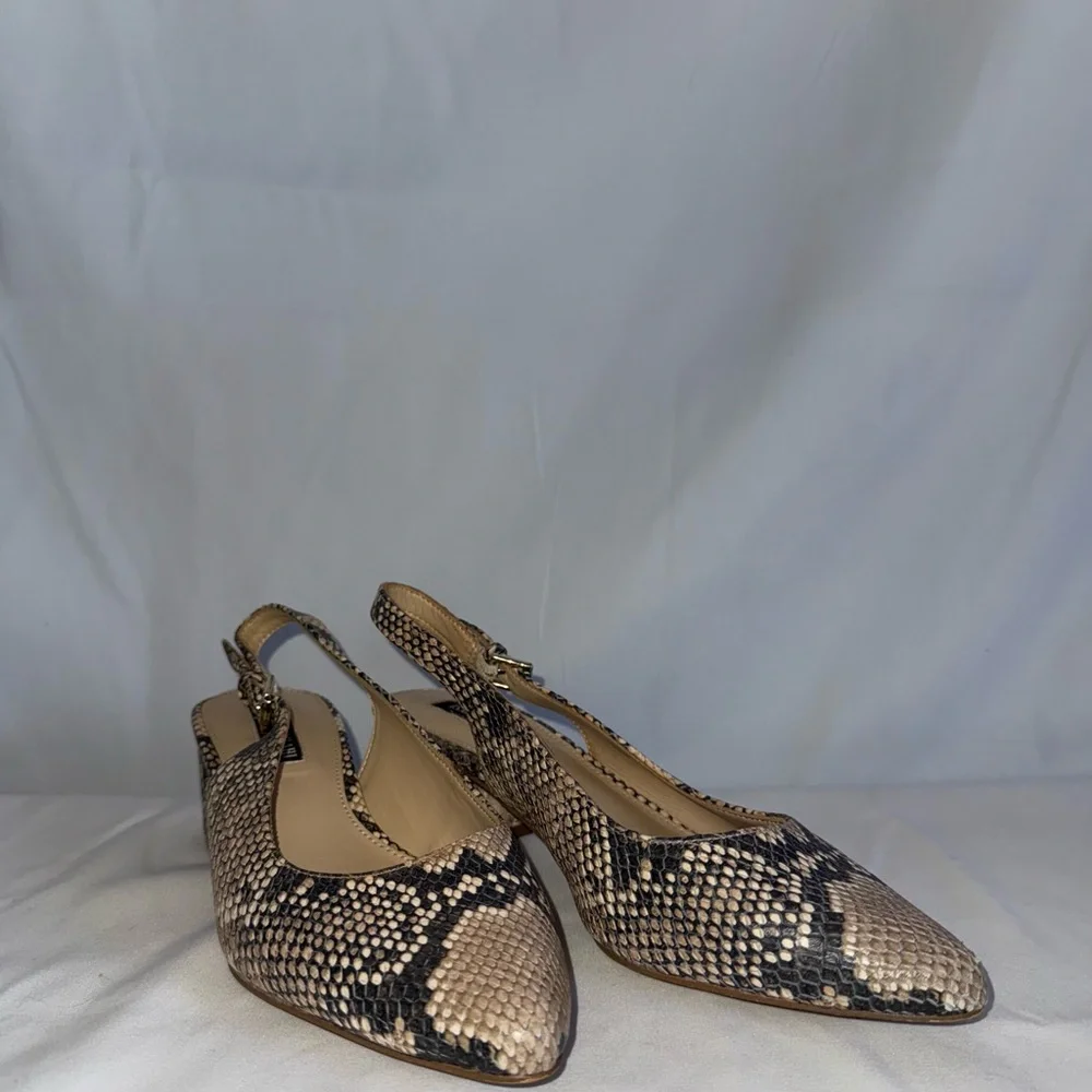Isaac Mizrahi Elegant Snakeskin Slingback Heels Size 8.5 - Picture 6 of 12